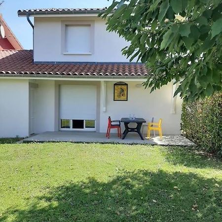 Gite L'Etape Pirajoux Kültér fotó
